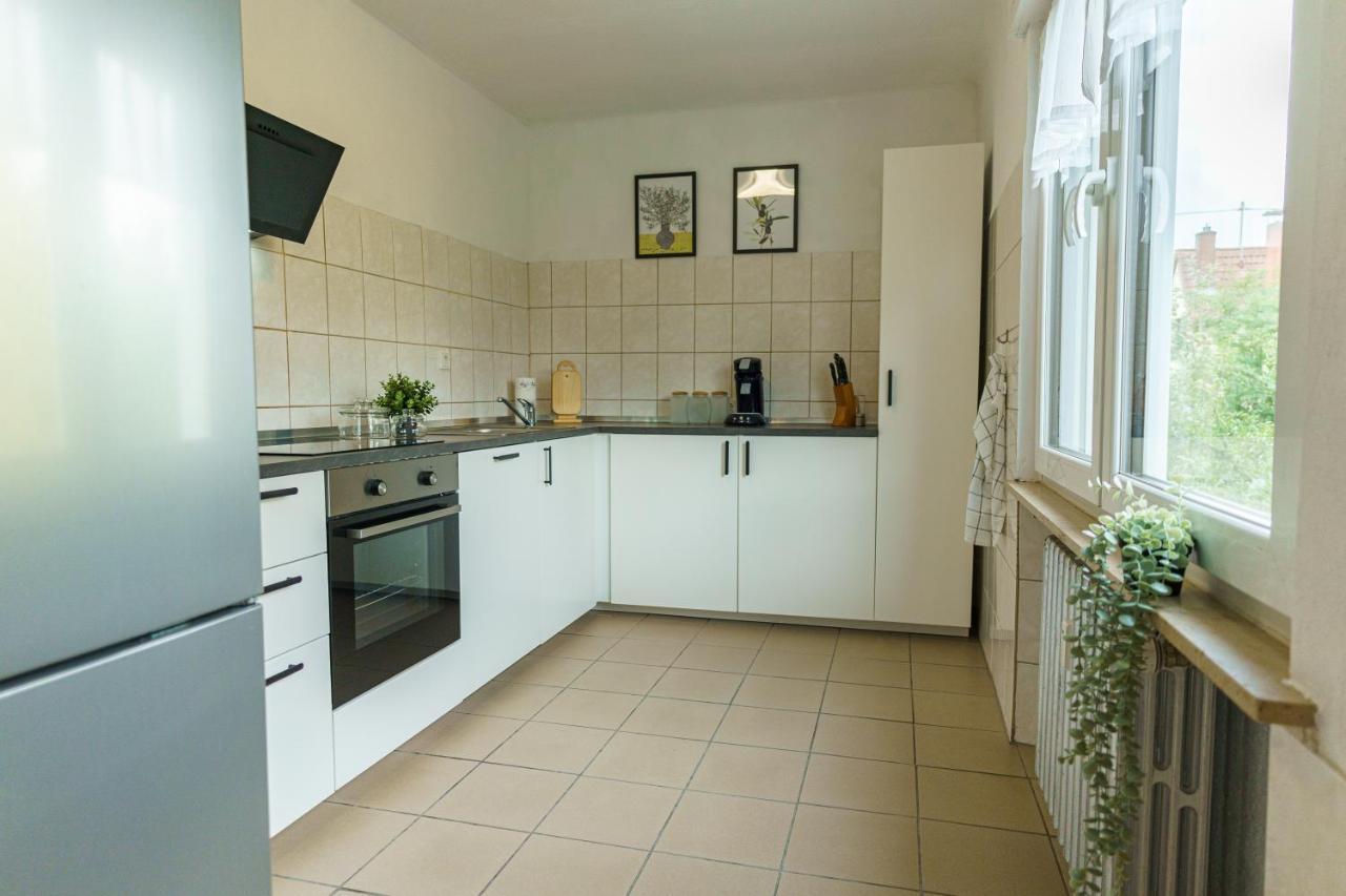 Grosszuegiges Apartment Mit Balkon Fuer Monteure Und Feriengaeste Dillingen Extérieur photo